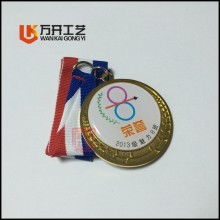 平陽(yáng)縣宇霄工藝品廠 專業(yè)定制禮品、錢幣冊(cè)、紀(jì)念章與辦公用品